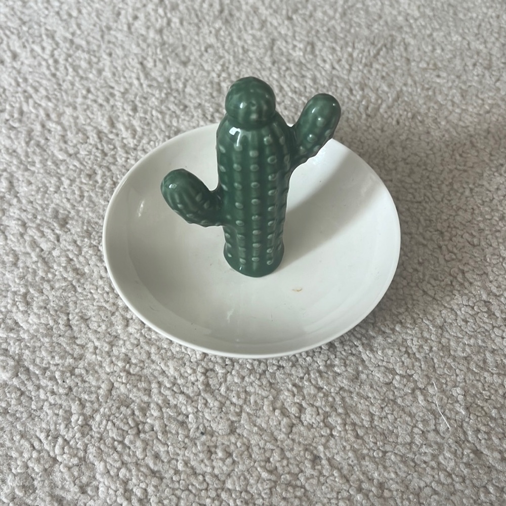 Jewelry holder